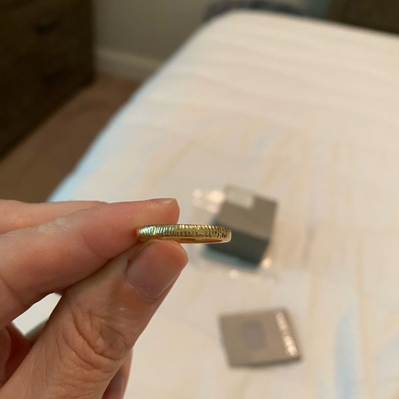 Bony Levy 14k Yellow Gold Textured Band Ring size 7 - Picture 7 of 9